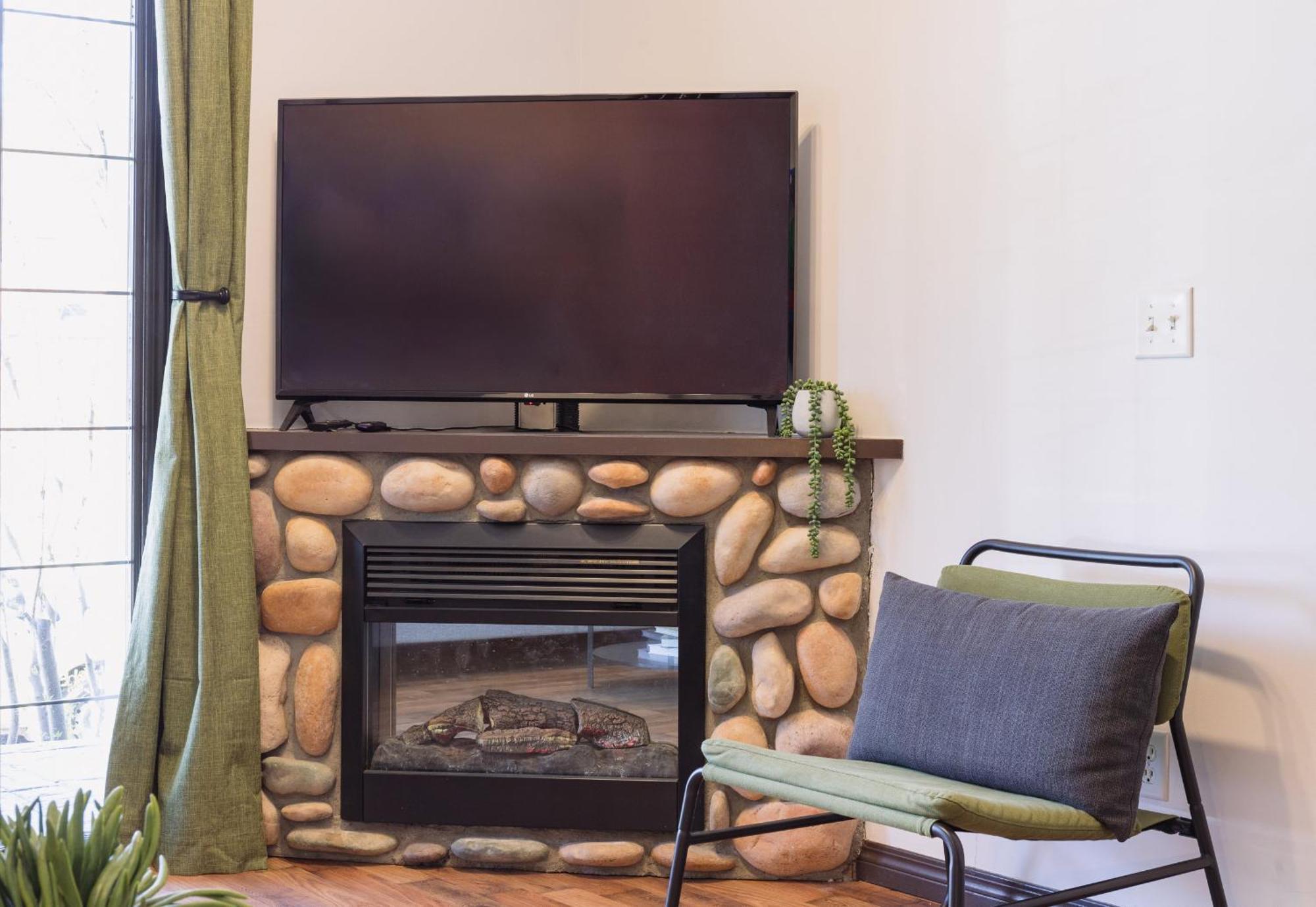 Ferienwohnung GrassiHaus Mountain Getaway Canmore Exterior foto